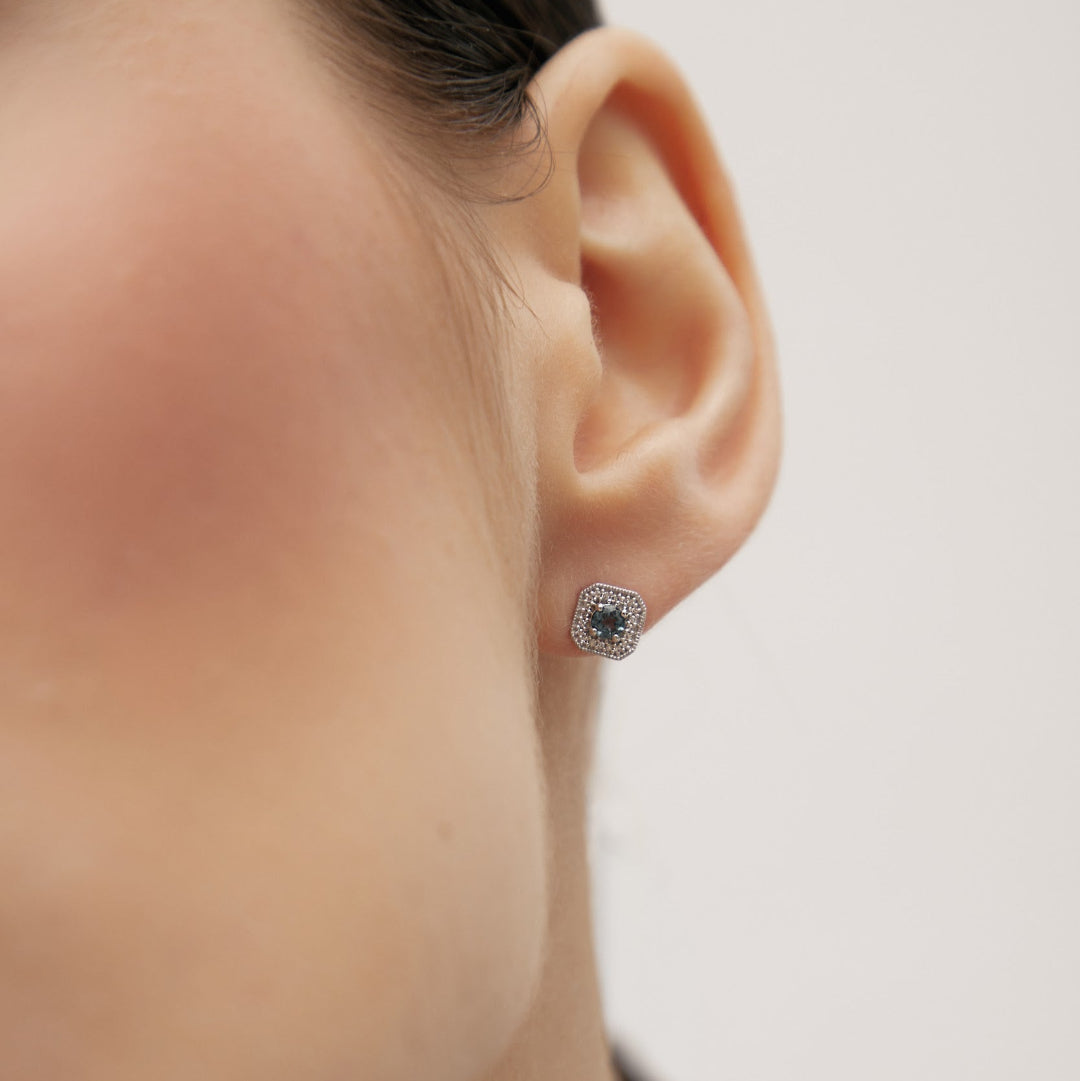 Sapphire earrings in white gold with topaz and diamonds