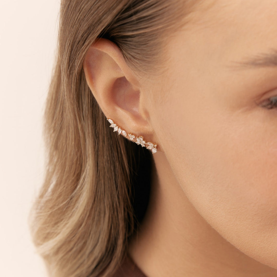 Diamond piercing in yellow gold