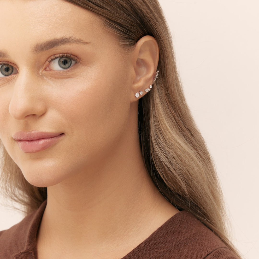 Diamond piercing in white gold