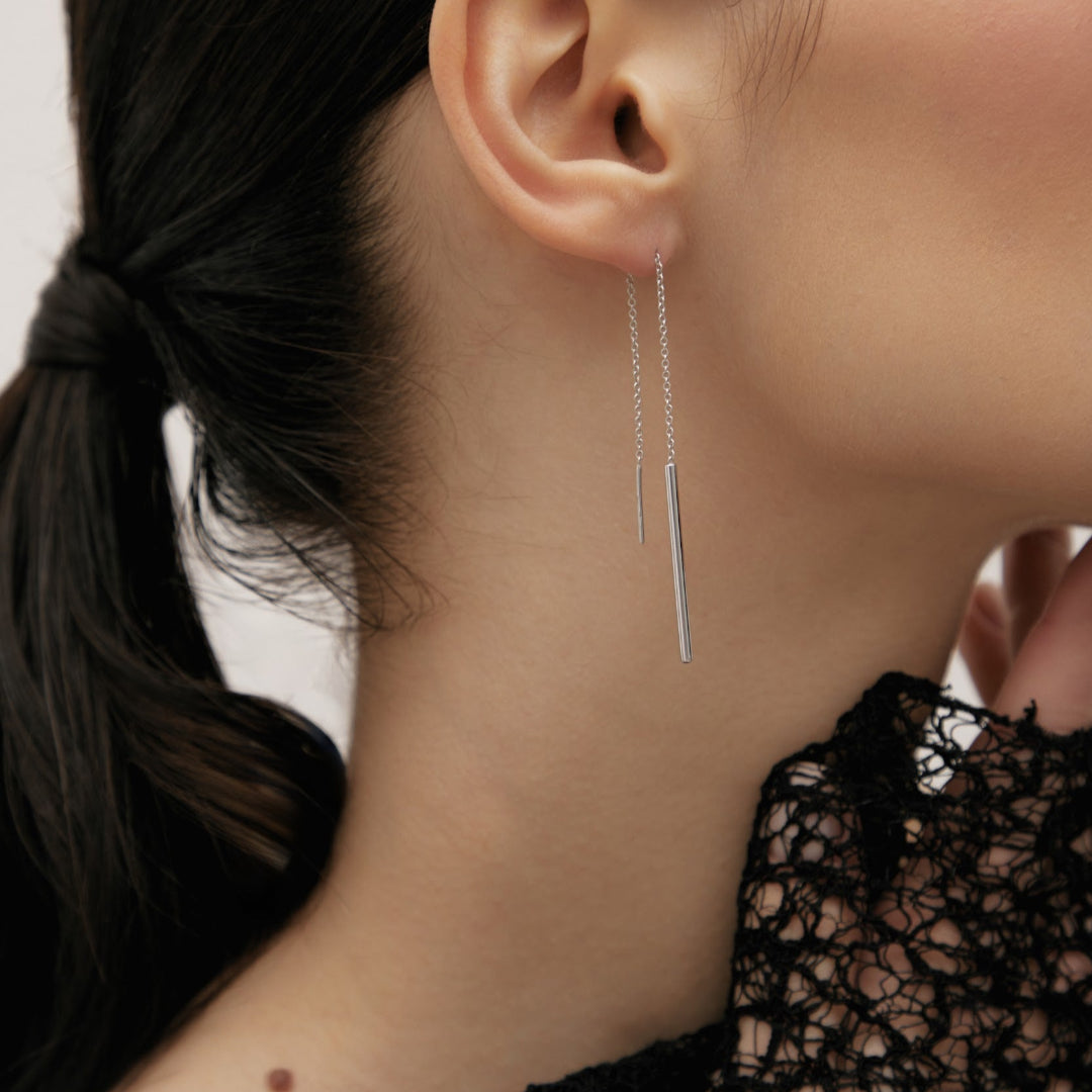 White gold dangle earrings