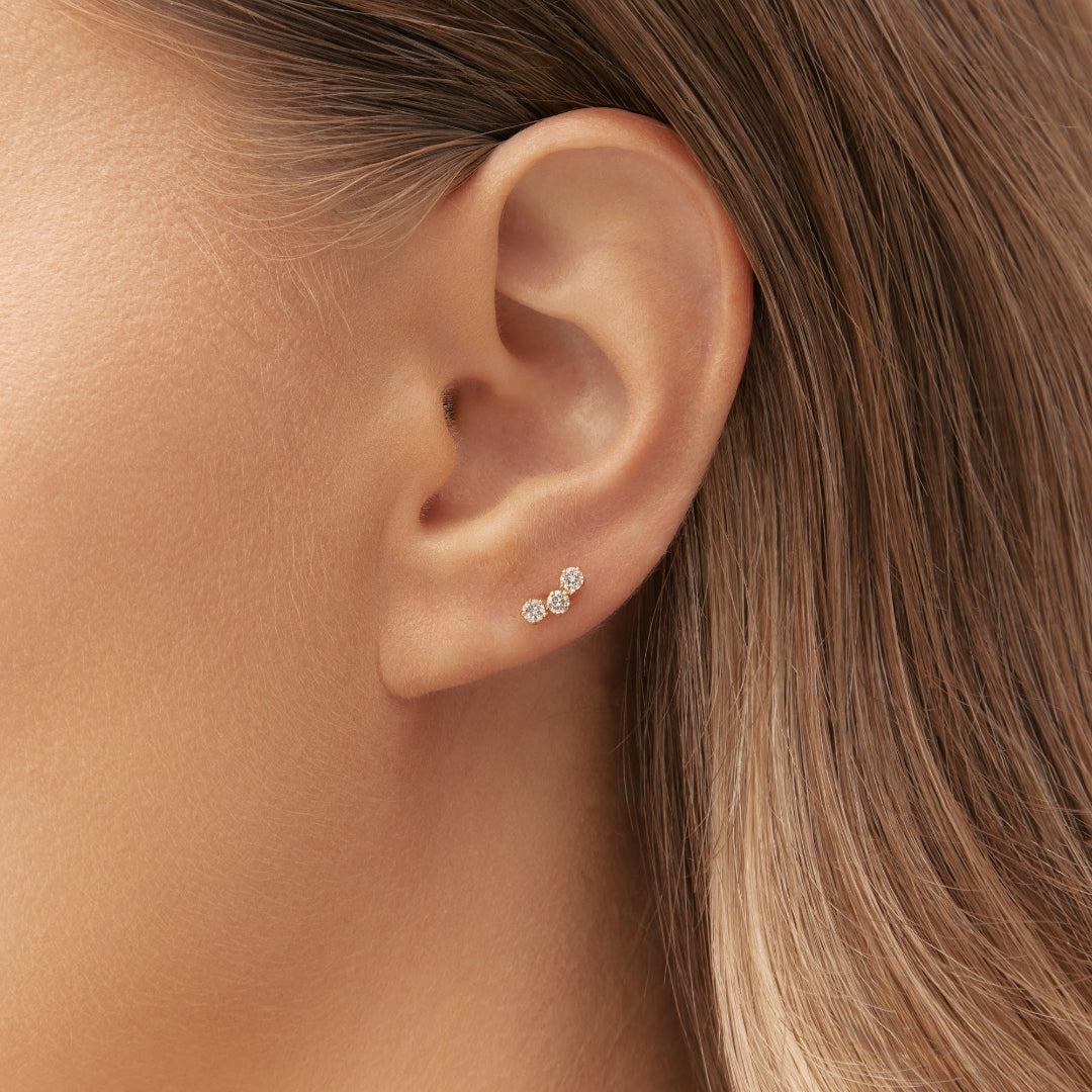 Diamond piercing in yellow gold