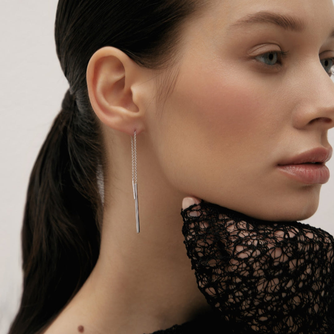 White gold dangle earrings